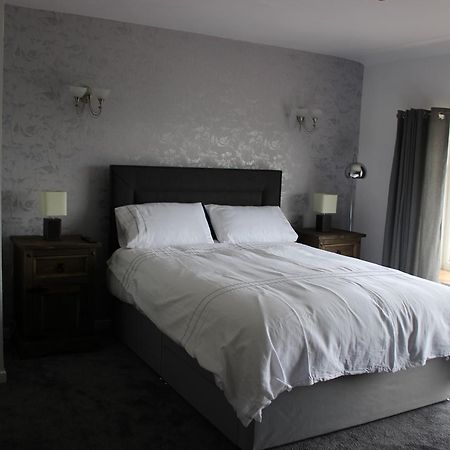 The New Lodge Pontardawe Eksteriør billede