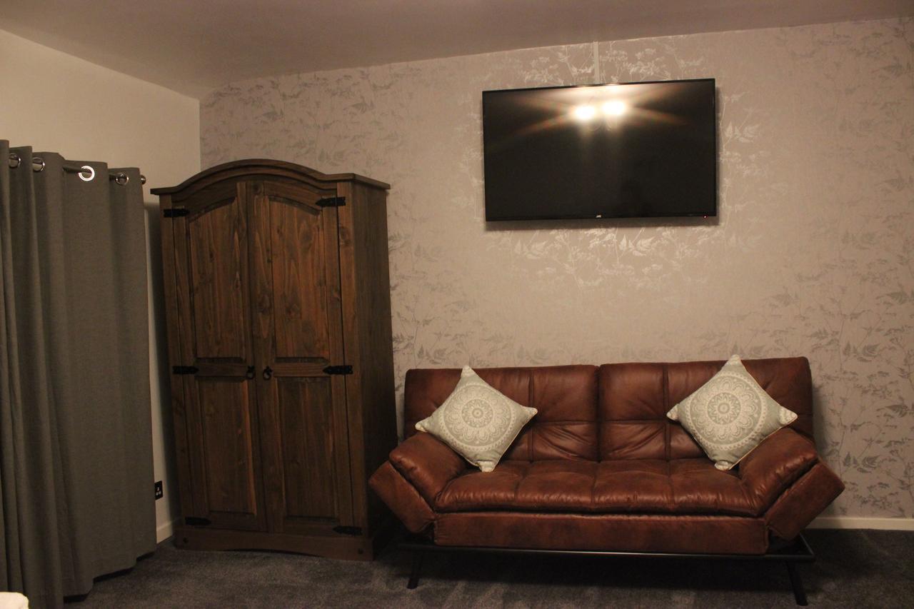 The New Lodge Pontardawe Eksteriør billede